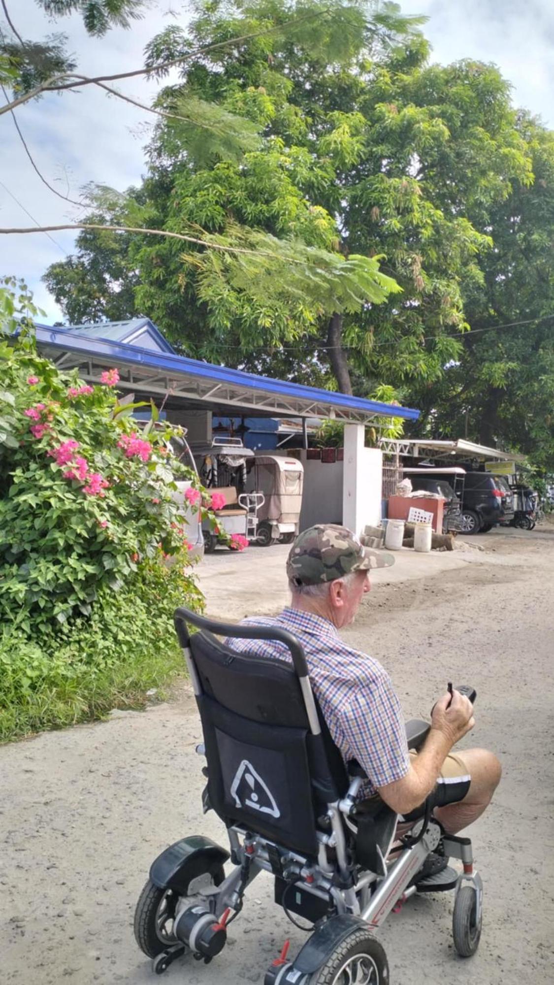 Angeles City Guesthouse Екстериор снимка